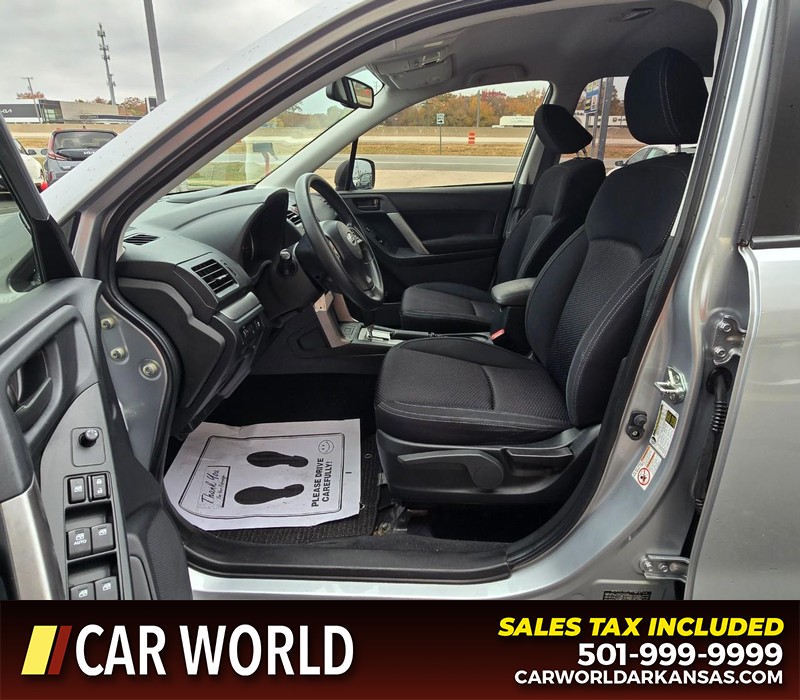 Subaru Forester Vehicle Full-screen Gallery Image 8