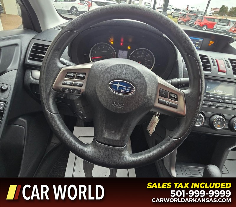 Subaru Forester Vehicle Full-screen Gallery Image 15