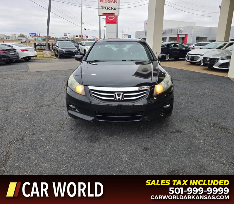 Honda Accord Sedan Vehicle Full-screen Gallery Image 2