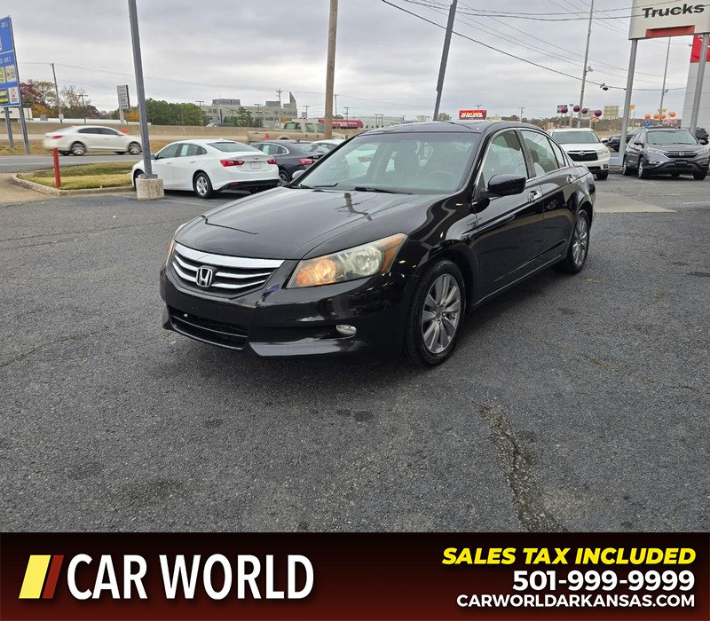 Honda Accord Sedan Vehicle Full-screen Gallery Image 3