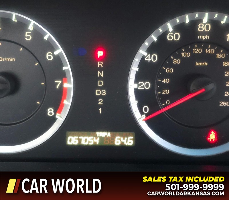 Honda Accord Sedan Vehicle Full-screen Gallery Image 15