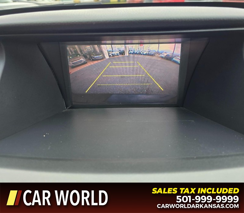 Honda Accord Sedan Vehicle Full-screen Gallery Image 18