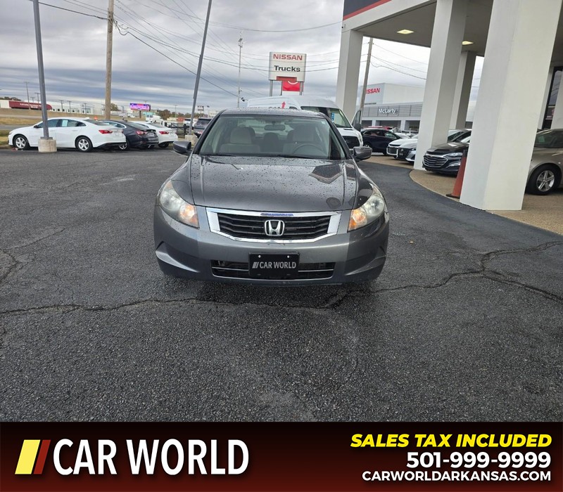 Honda Accord Sedan Vehicle Full-screen Gallery Image 2