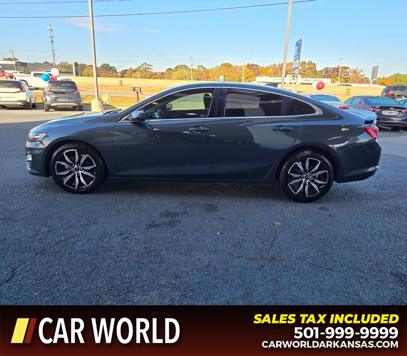 Chevrolet Malibu Vehicle Full-screen Gallery Image 4