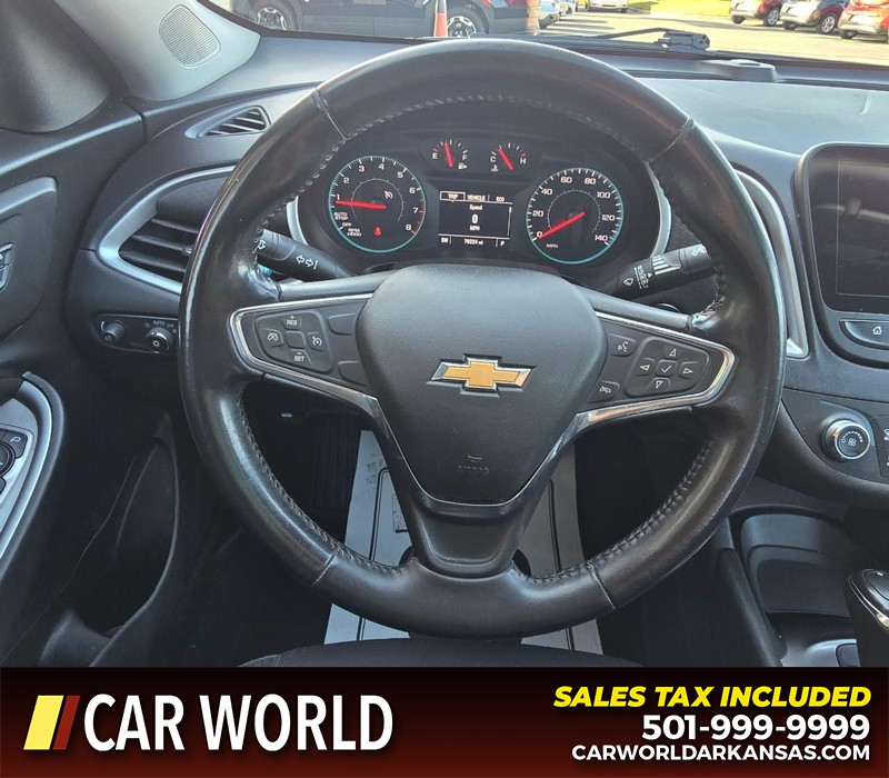 Chevrolet Malibu Vehicle Full-screen Gallery Image 15