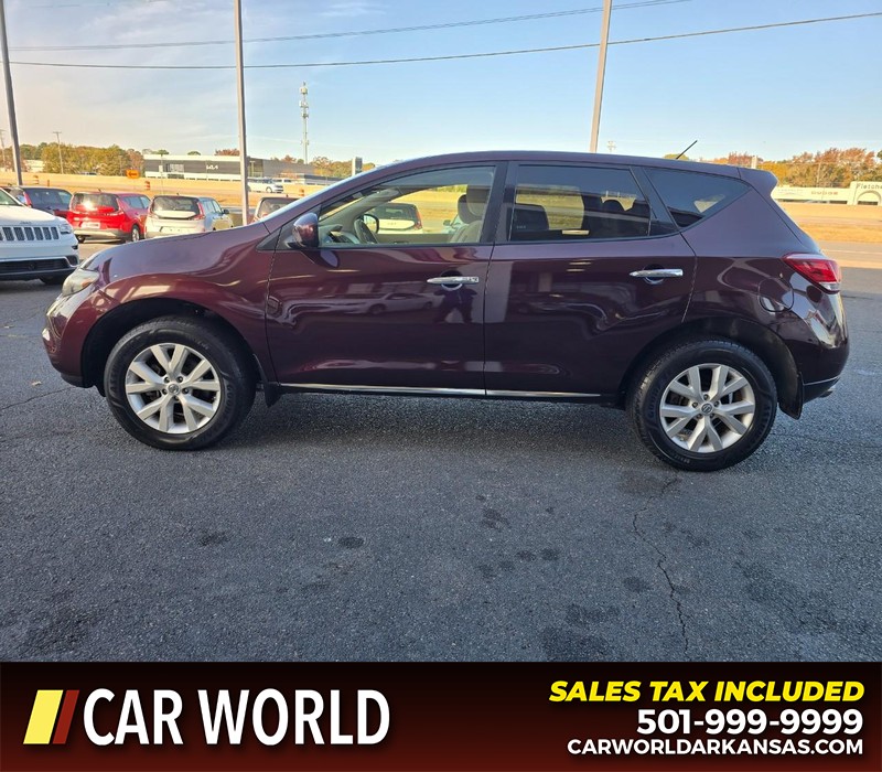 Nissan Murano Vehicle Full-screen Gallery Image 4