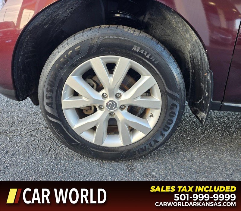 Nissan Murano Vehicle Full-screen Gallery Image 6