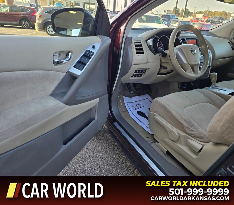 Nissan Murano Vehicle Full-screen Gallery Image 7