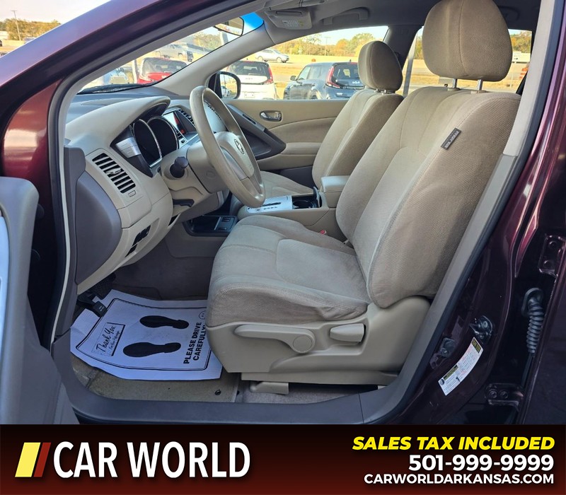 Nissan Murano Vehicle Full-screen Gallery Image 8