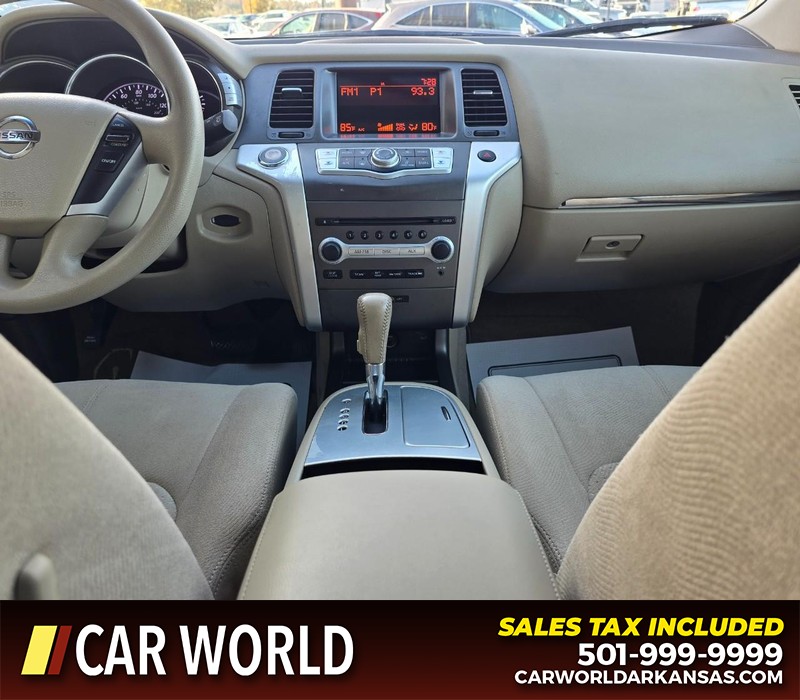 Nissan Murano Vehicle Full-screen Gallery Image 18