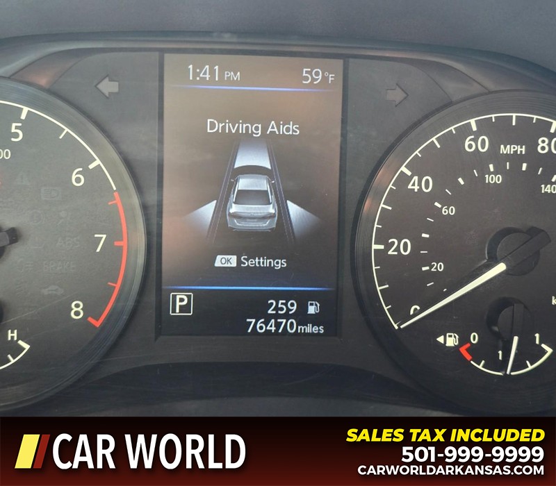 Nissan Altima Vehicle Full-screen Gallery Image 16