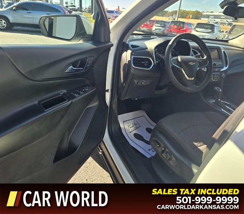 Chevrolet Equinox Vehicle Full-screen Gallery Image 7