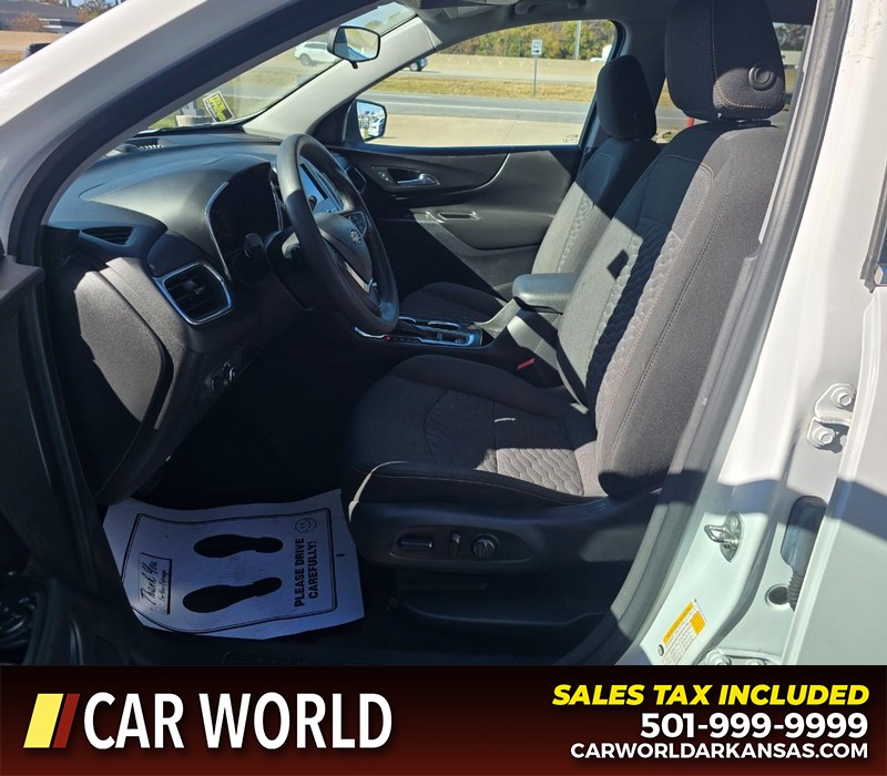 Chevrolet Equinox Vehicle Full-screen Gallery Image 8