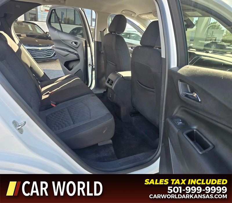 Chevrolet Equinox Vehicle Full-screen Gallery Image 12