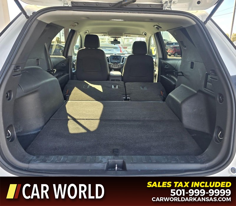 Chevrolet Equinox Vehicle Full-screen Gallery Image 14