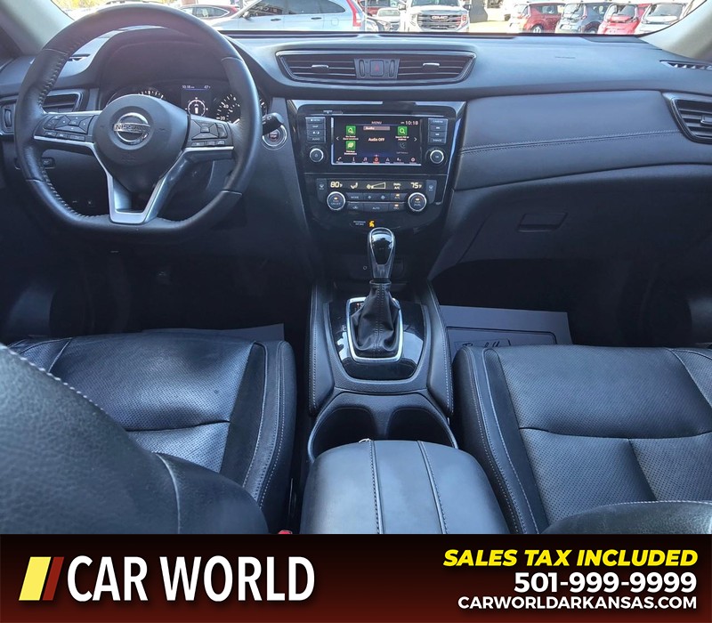 Nissan Rogue Vehicle Full-screen Gallery Image 18