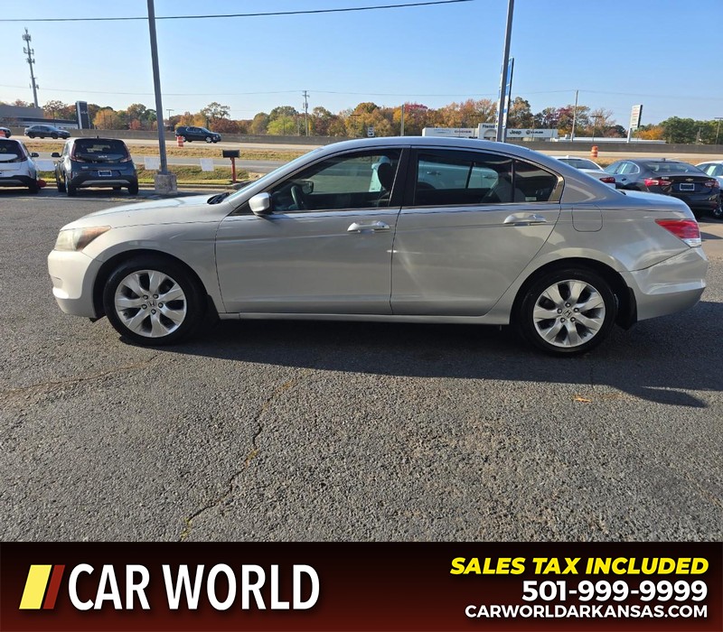 Honda Accord Sedan Vehicle Full-screen Gallery Image 4