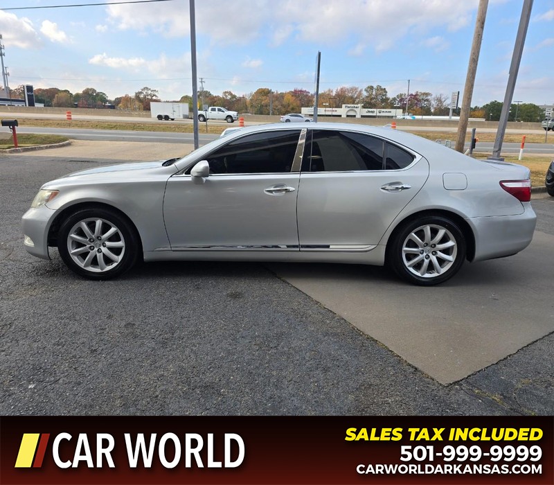 Lexus LS 460 Vehicle Full-screen Gallery Image 4