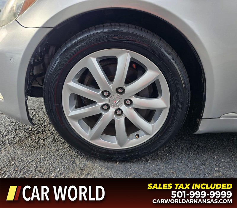 Lexus LS 460 Vehicle Full-screen Gallery Image 6