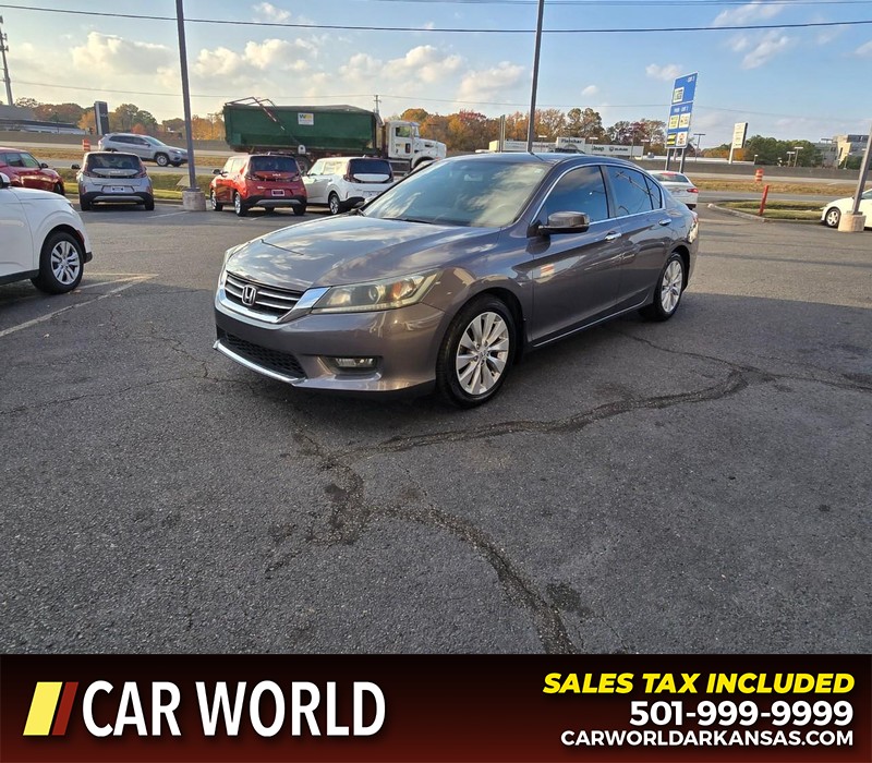 Honda Accord Sedan Vehicle Full-screen Gallery Image 3