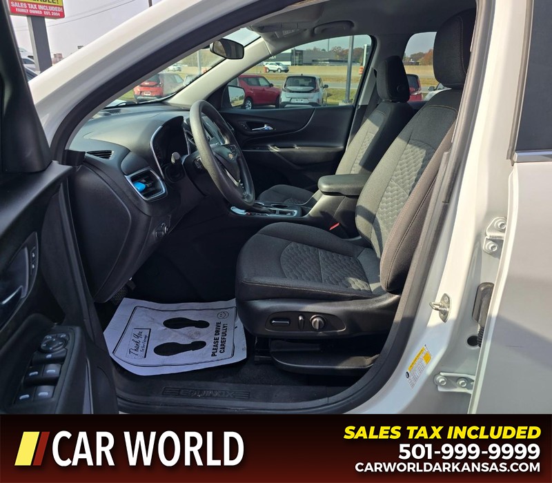 Chevrolet Equinox Vehicle Full-screen Gallery Image 8