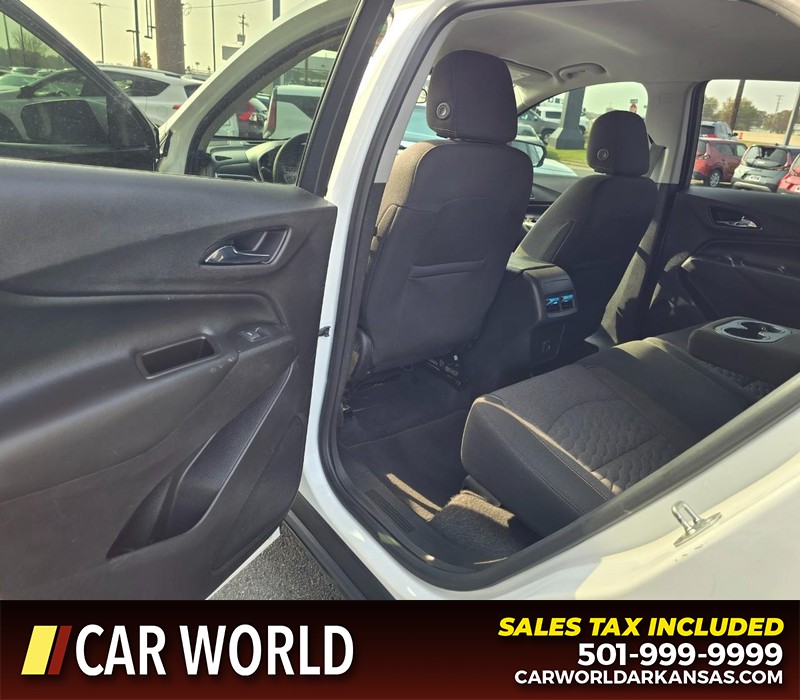 Chevrolet Equinox Vehicle Full-screen Gallery Image 9