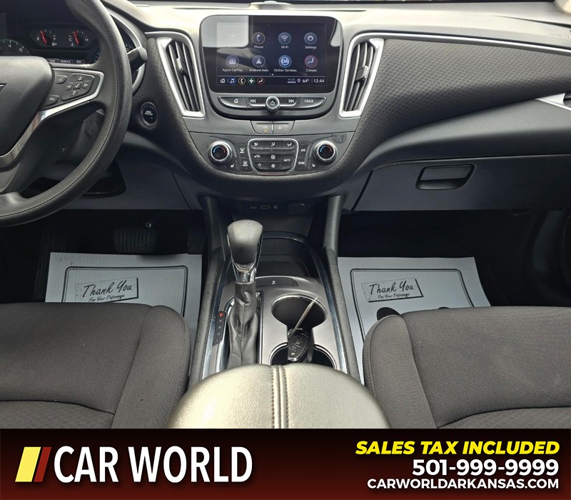 Chevrolet Malibu Vehicle Full-screen Gallery Image 18