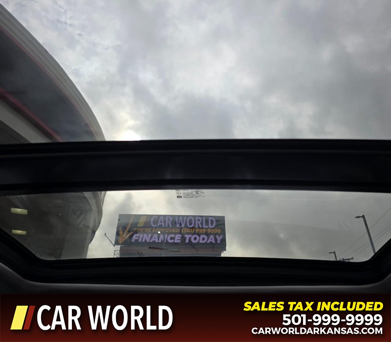 Chevrolet Malibu Vehicle Full-screen Gallery Image 19