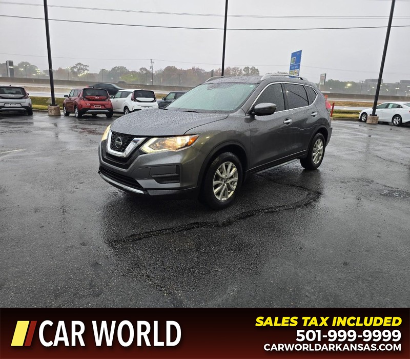 Nissan Rogue Vehicle Full-screen Gallery Image 3