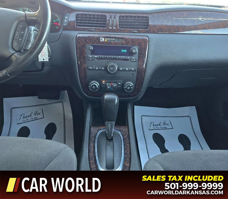 Chevrolet Impala Vehicle Full-screen Gallery Image 18