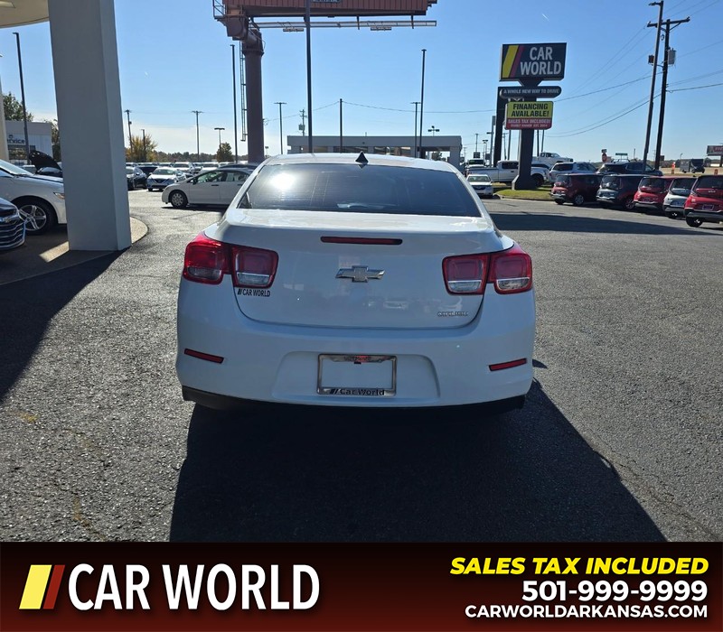 Chevrolet Malibu Vehicle Full-screen Gallery Image 5