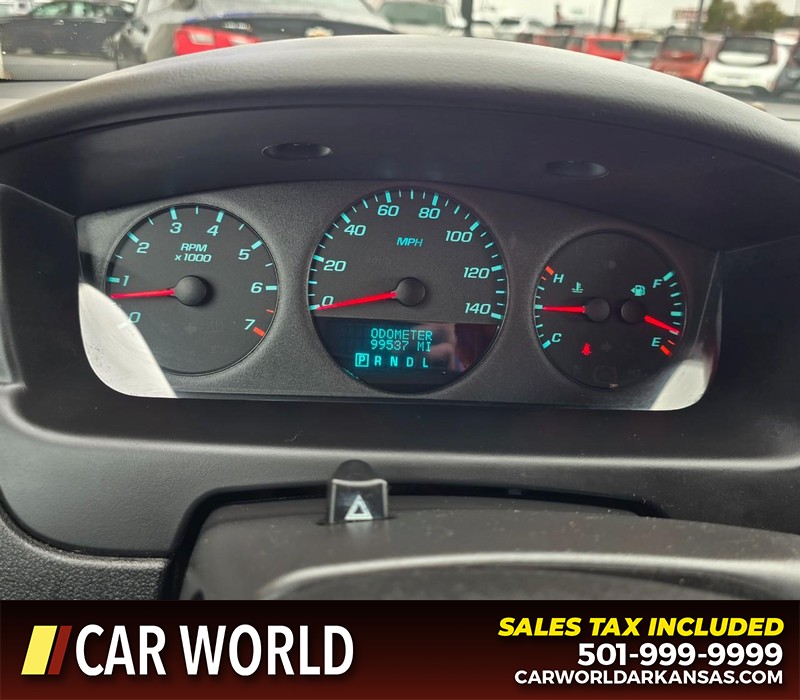 Chevrolet Impala Limited Vehicle Full-screen Gallery Image 16