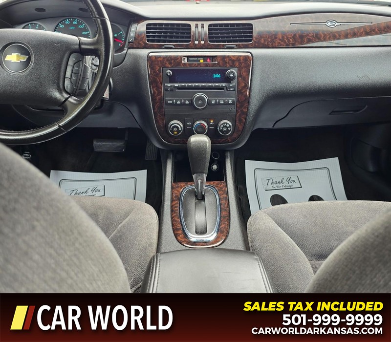 Chevrolet Impala Limited Vehicle Full-screen Gallery Image 17