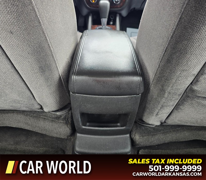 Chevrolet Impala Limited Vehicle Full-screen Gallery Image 18