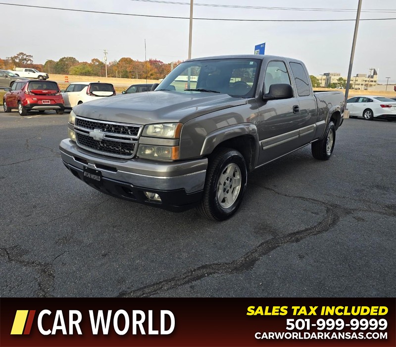 Chevrolet Silverado 1500 Classic Vehicle Full-screen Gallery Image 3