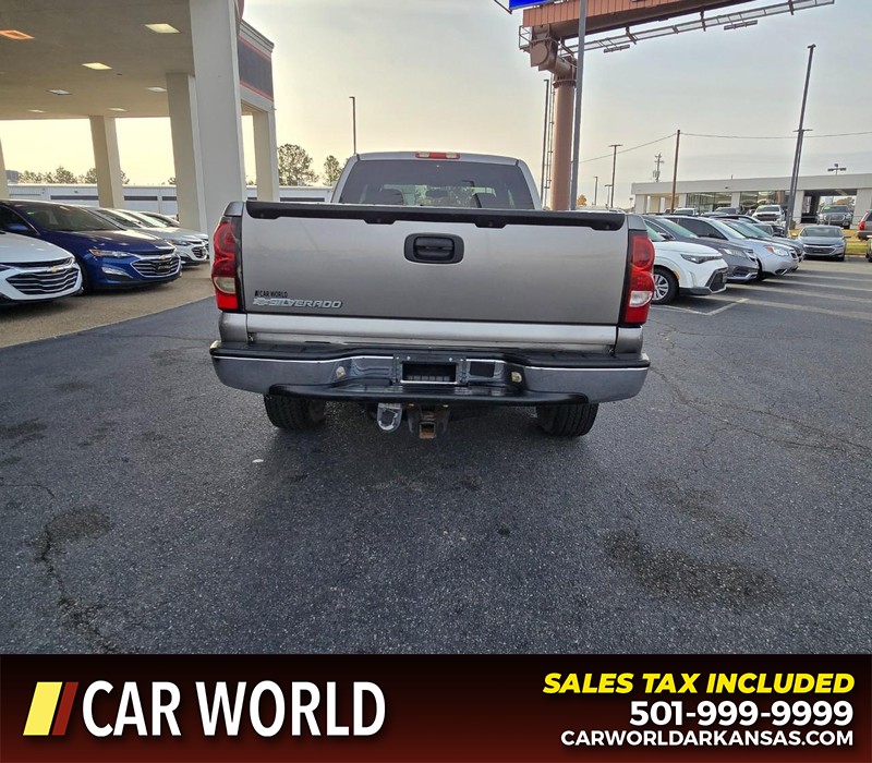 Chevrolet Silverado 1500 Classic Vehicle Full-screen Gallery Image 5