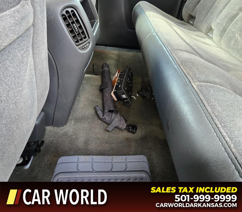 Chevrolet Silverado 1500 Classic Vehicle Full-screen Gallery Image 9