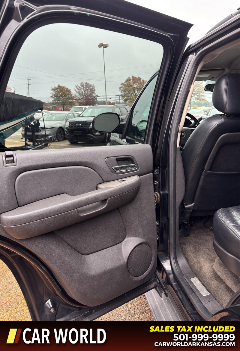 Chevrolet Tahoe Vehicle Full-screen Gallery Image 14