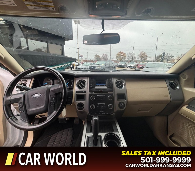 Ford Expedition Vehicle Full-screen Gallery Image 17