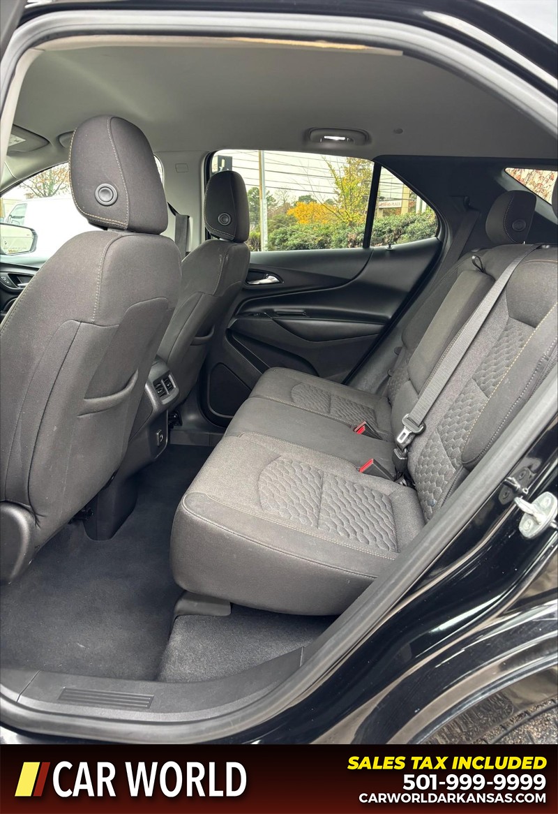 Chevrolet Equinox Vehicle Full-screen Gallery Image 15