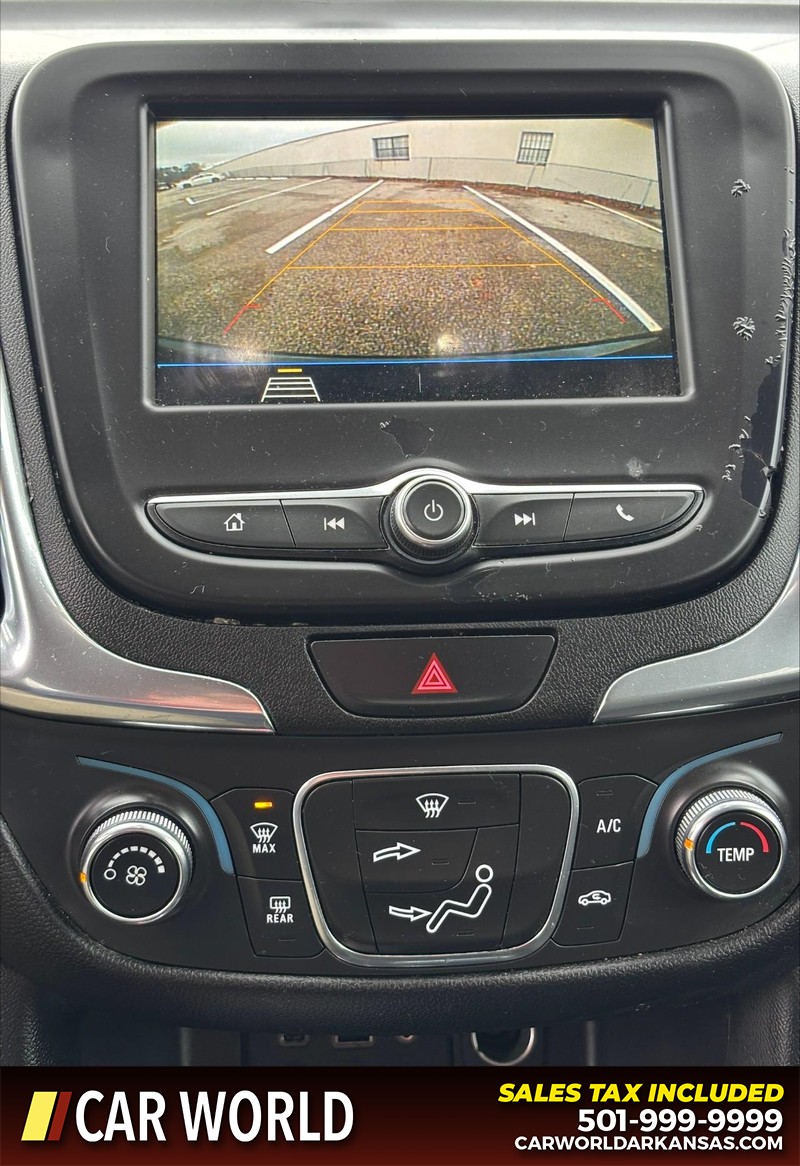 Chevrolet Equinox Vehicle Full-screen Gallery Image 18