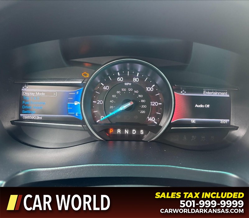 Ford Explorer Vehicle Full-screen Gallery Image 22