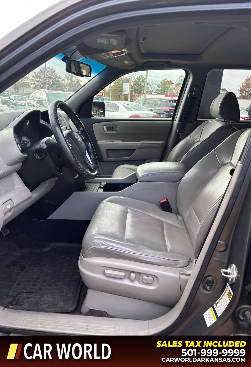 Honda Pilot Vehicle Full-screen Gallery Image 13