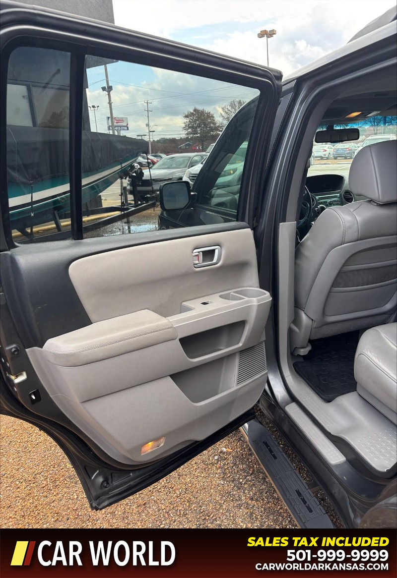 Honda Pilot Vehicle Full-screen Gallery Image 14