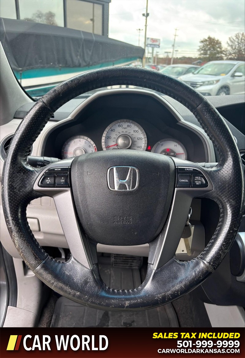 Honda Pilot Vehicle Full-screen Gallery Image 19