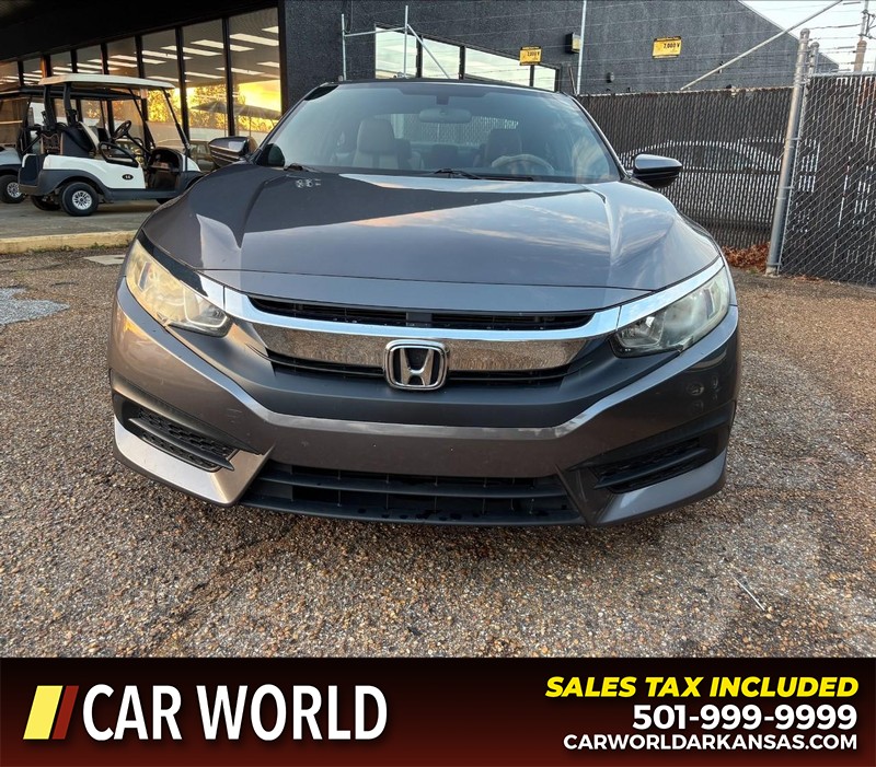 Honda Civic Coupe Vehicle Full-screen Gallery Image 10