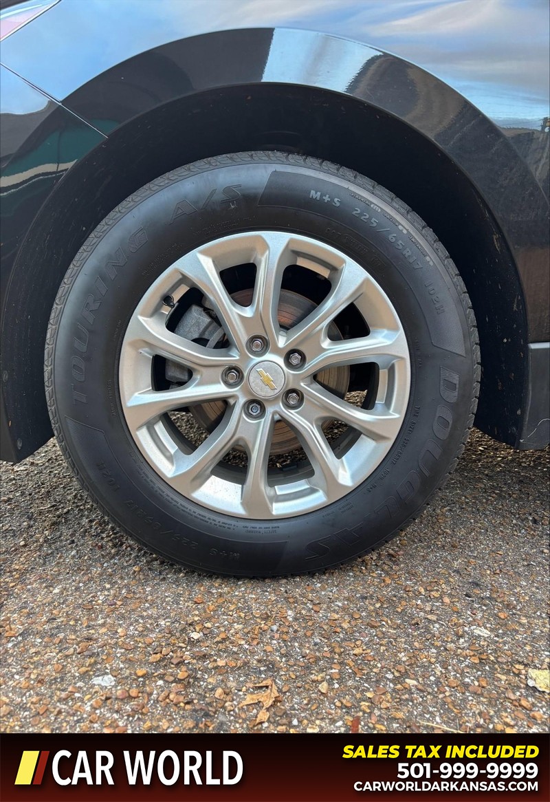 Chevrolet Equinox Vehicle Full-screen Gallery Image 11