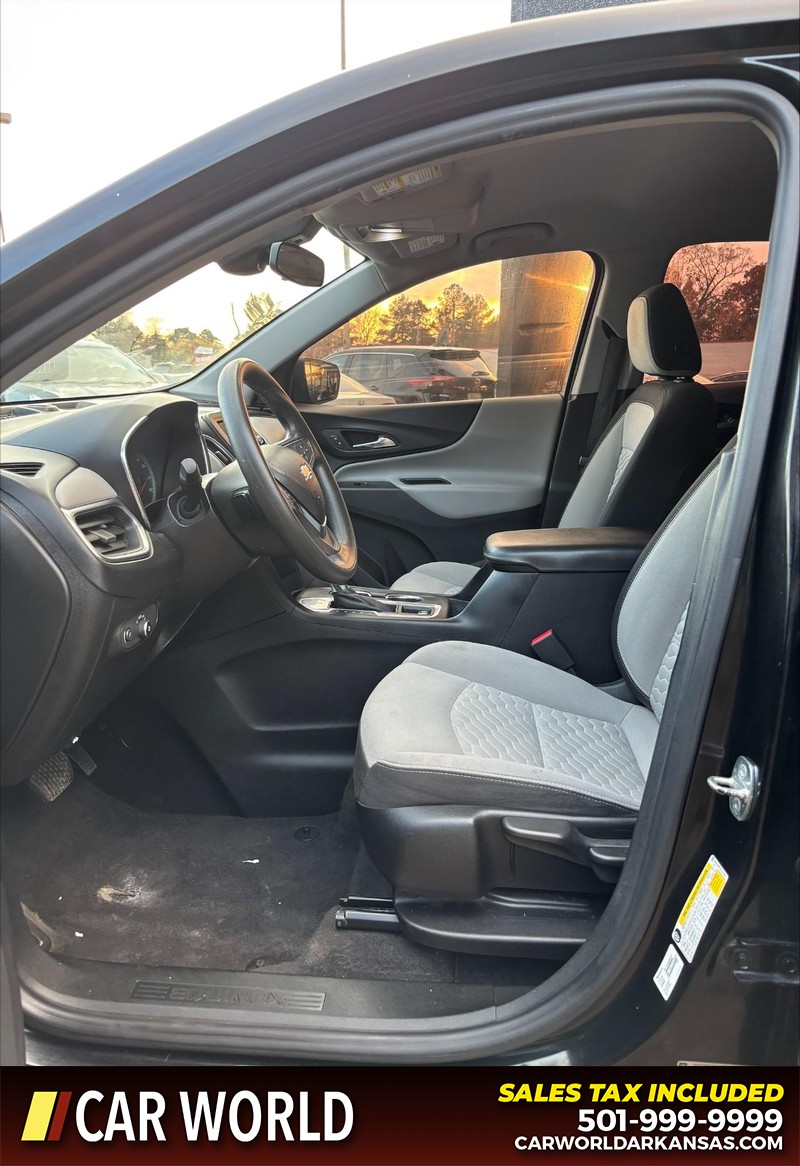 Chevrolet Equinox Vehicle Full-screen Gallery Image 13