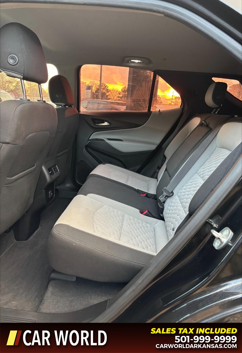 Chevrolet Equinox Vehicle Full-screen Gallery Image 15