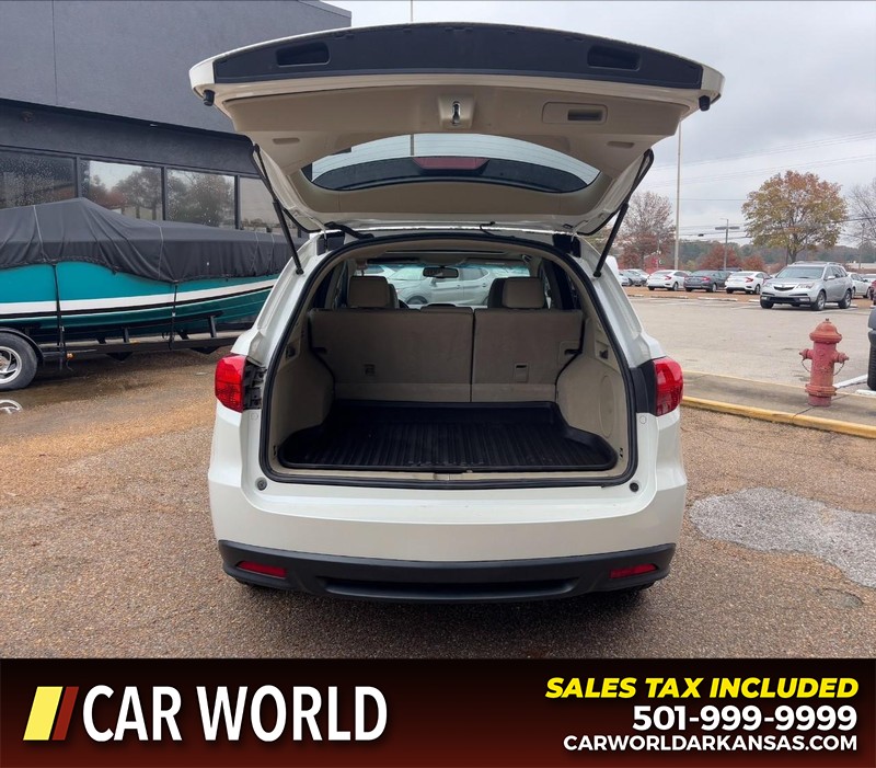 Acura RDX Vehicle Full-screen Gallery Image 5